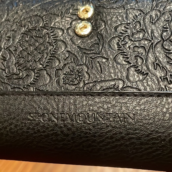 NWT leather wristlet - Picture 14 of 14